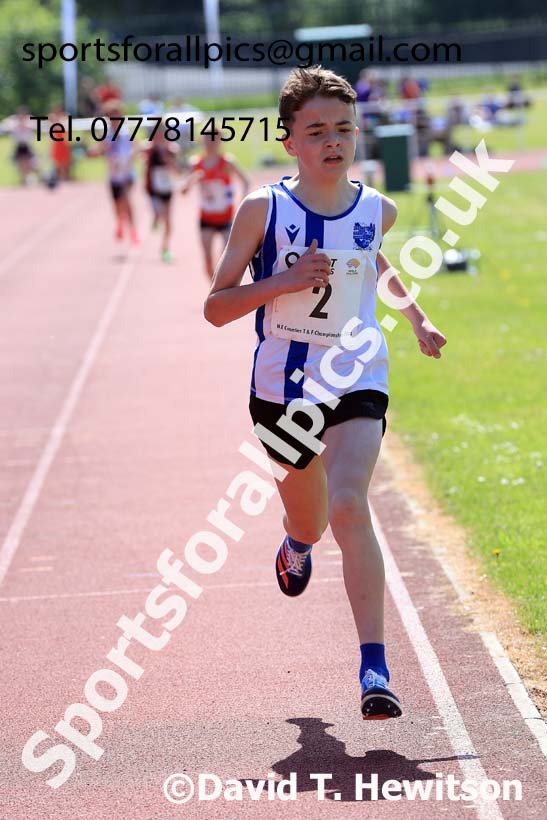 Boys Under-13s 1500 metres, 2024 North Eastern Track and Field Champs., Middlesbrough.  Photo: David T. Hewitson/Sports for All Pics